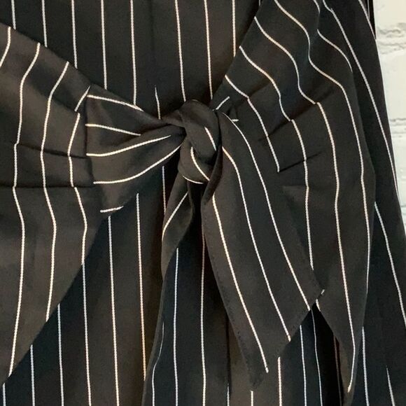 Leith Black and White Striped Mini Skirts Size small,Mini Pin striped skirt - Picture 2 of 5